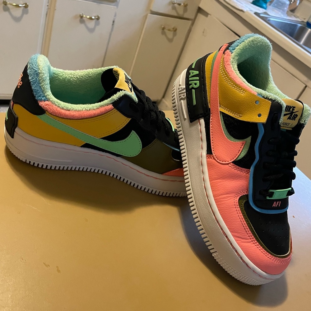 Nike Air Force 1 Shadow - Solar Flare Atomic Pink